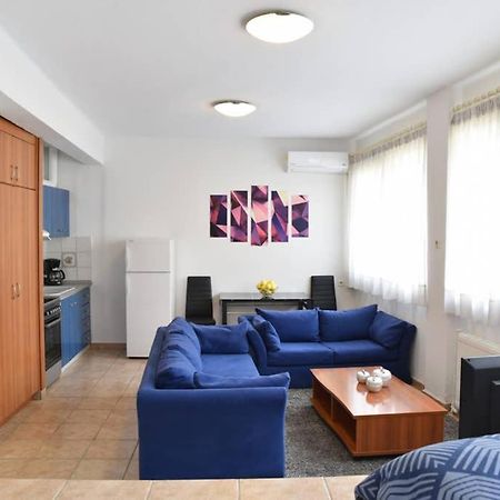 A Modern Bright Studio In The Center Of Kastoria Zewnętrze zdjęcie