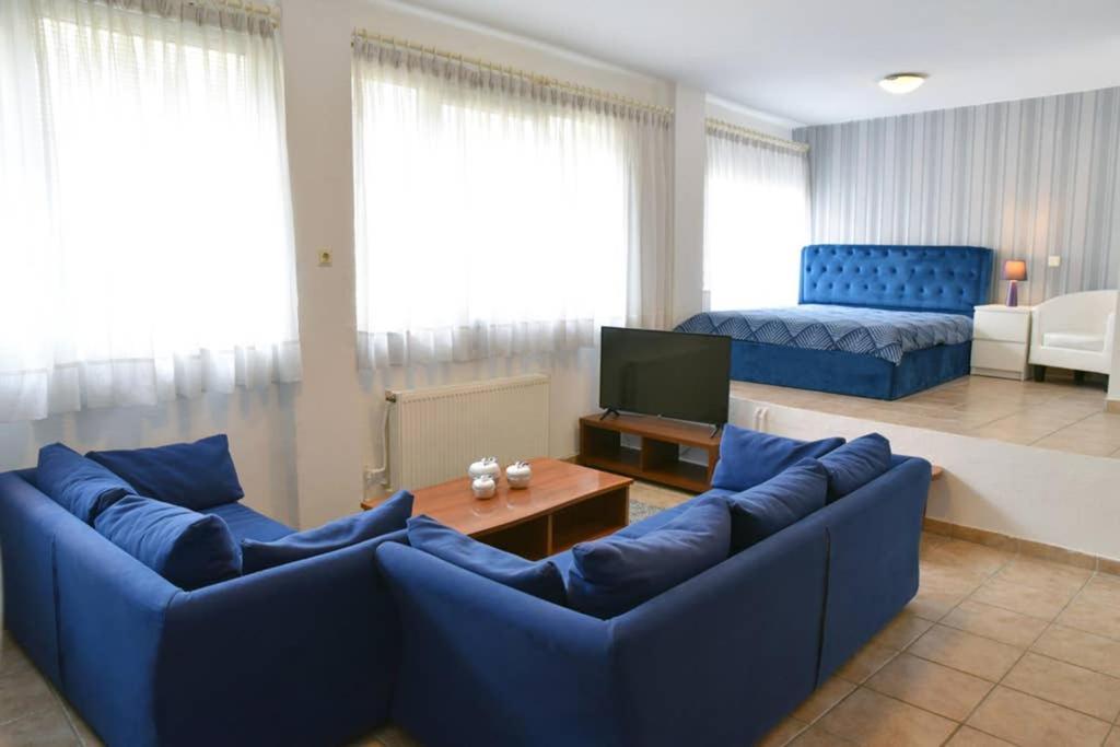 A Modern Bright Studio In The Center Of Kastoria Zewnętrze zdjęcie